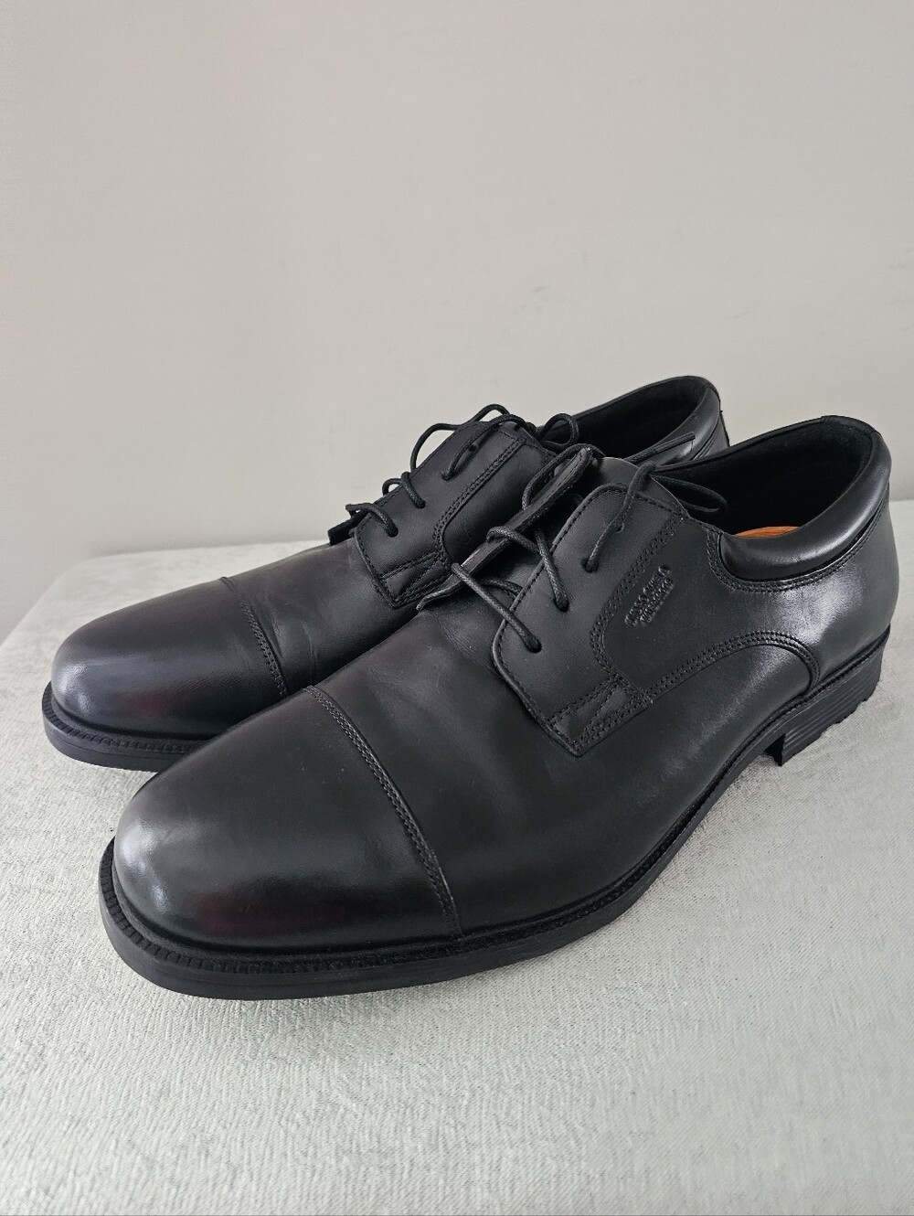 NWOB ROCKPORT Charles Road Mens Black Leather Captoe Oxford Shoes
